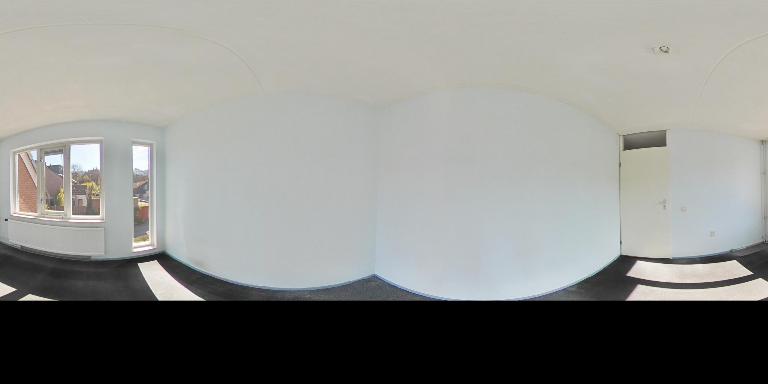 thumbnailPoster